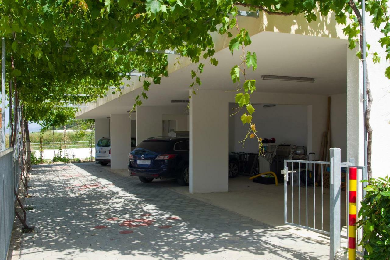 Sunshine Apartments Ποντστράνα Εξωτερικό φωτογραφία
